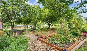 618 E 1714 Rd, Baldwin City, KS 66006