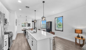 5551 DEL CORONADO Dr, Apollo Beach, FL 33572