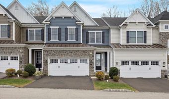 4 WHITE FIELD Ct, Ambler, PA 19002