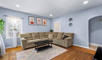 127 Gladstone St, Cranston, RI 02920