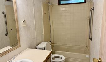 702 W 1st St, Albion, WA 99102