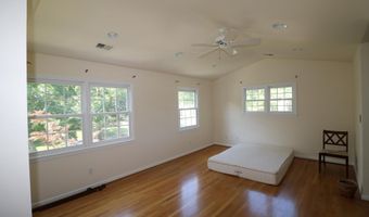 6113 DUNLEER Ct, Bethesda, MD 20817
