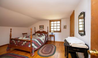 57 Darling Ln, Barnet, VT 05821