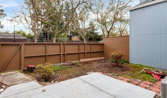 17822 NW LAKEWAY Ct, Beaverton, OR 97006