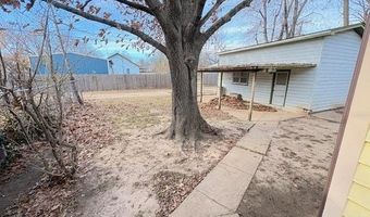 413 N 5th St, Arkansas City, KS 67005