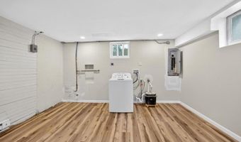 25 Prospect Ave, Andover, NJ 07821