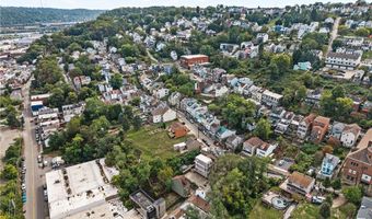 22 Eleanor St, Airville, PA 15203
