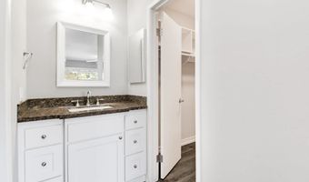 6775 Alvarado Rd 21, San Diego, CA 92120