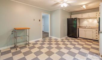 364 Pearson Dr, Asheville, NC 28801