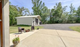 1311 Harmon Rd, Batesville, MS 38606