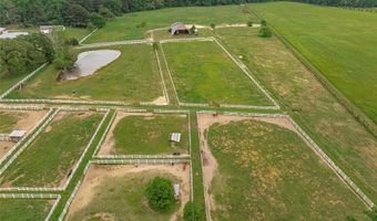 231 Hurricane Bluff Dr, Benton, LA 71006