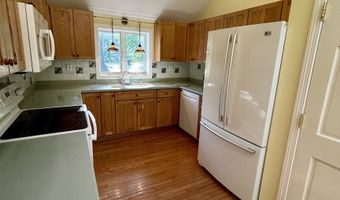 430 Huckleberry Hill Rd, Avon, CT 06001