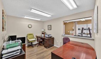 7 W MAIN St 12-14, Apopka, FL 32703