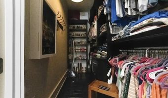 87 Ball Park St, Allen, KY 41601