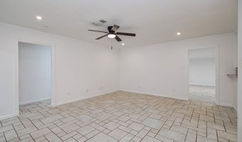 2708 Tallow St, Alvin, TX 77511