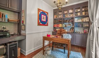 70 Dolphin Point Dr, Beaufort, SC 29907