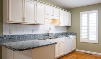 372 Brookside Dr, Algood, TN 38506