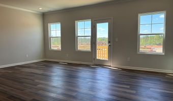 318 Leland Crest Dr, Apex, NC 27539