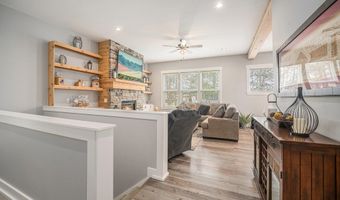 1749 Fairview Dr, Allegan, MI 49010