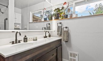 1719 SW 1ST St, Battle Ground, WA 98604