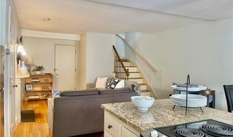 446 Bellevue Ave 6, Newport, RI 02840