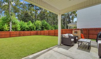 33 Chinquapin St, Beaufort, SC 29906