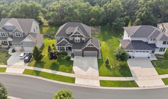 4313 Parkview Cir, Anoka, MN 55303