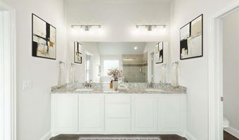 212 Comanche Trl, Alvarado, TX 76009