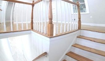 4813 LAWRENCE St, Alexandria, VA 22309