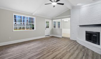 102 Harbour View Rd, Brandon, MS 39047