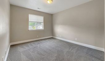 714 PIONEER Rd 1B, Brookings, OR 97415