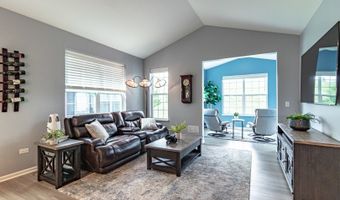 2170 Indigo Dr, Algonquin, IL 60102