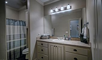 243 E Pinebrook Dr, Brandon, MS 39047