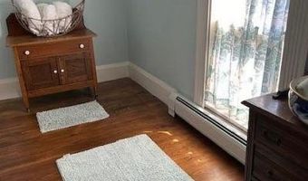 53 Congress St, Belfast, ME 04915