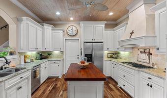 4704 Taldon Ln, Benton, LA 71006