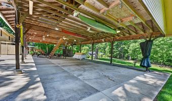 1304 BRYAN POINT Rd, Accokeek, MD 20607