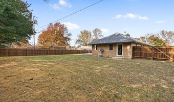 1006 Baretta Ct, Aurora, MO 65605