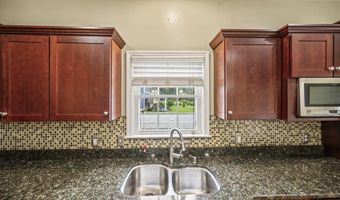 528 Vanderbilt Ave, Bayville, NJ 08721