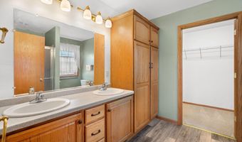 1706 22nd Ave SW, Austin, MN 55912