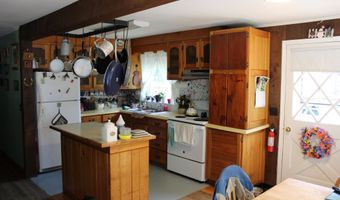 664 Ferguson Rd, Barnet, VT 05821