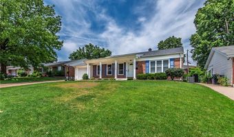 6011 Ranchwood Dr, Affton, MO 63123
