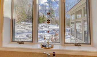 241 Windmill Rd, Campton, NH 03223