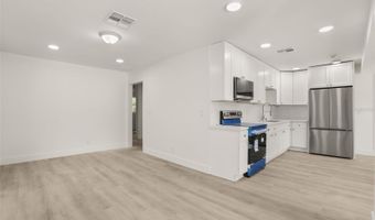 127 LEON St, Altamonte Springs, FL 32701