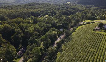 1203 AFTON MOUNTAIN Rd, Afton, VA 22920