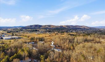 254 Country Pl, Bean Station, TN 37708