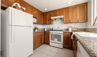 580 W Main St 302, Alhambra, CA 91801