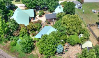 1928 W Idaho St, Chickasha, OK 73018
