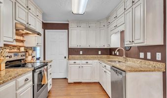 612 Powell Blvd, Albertville, AL 35950
