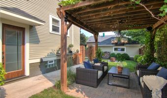 1704 Birch St, Eau Claire, WI 54703