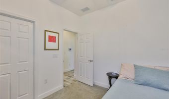 6215 VOYAGERS Pl, Apollo Beach, FL 33572